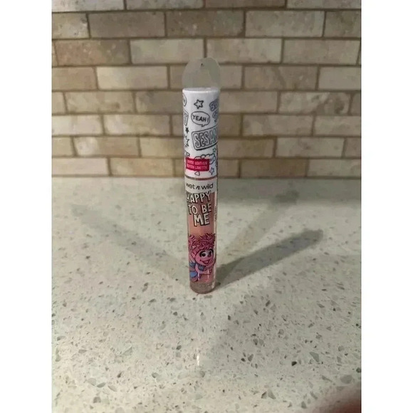 Wet n Wild Sesame Street Happy To Be Me Fairy Tales Lip Gloss Limited Ed  #115 - Picture 1 of 2
